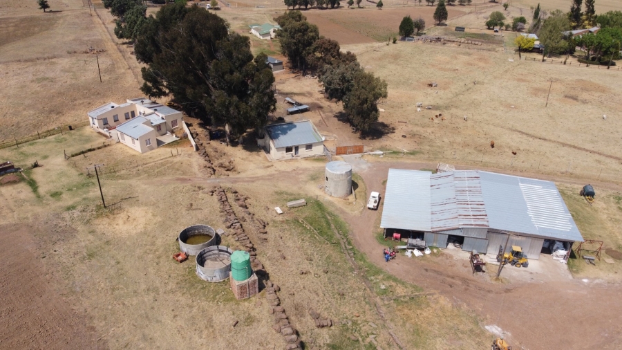 5 Bedroom Property for Sale in Bethlehem Rural Free State